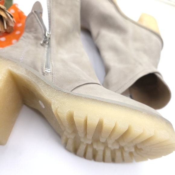 Free People Stylish Grey Beige Platform Boots Sz 38½ - Picture 5 of 16